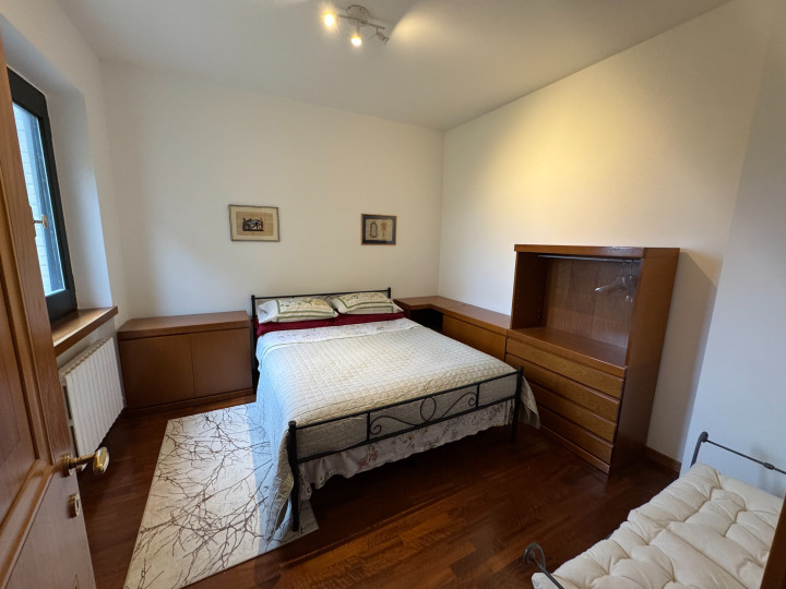 luxury villa bedroom Italy